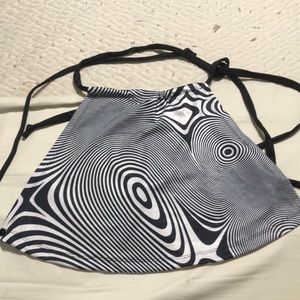 Women’s rave crop top